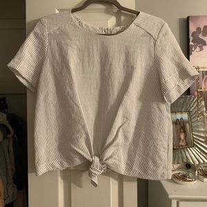 White knot shirt